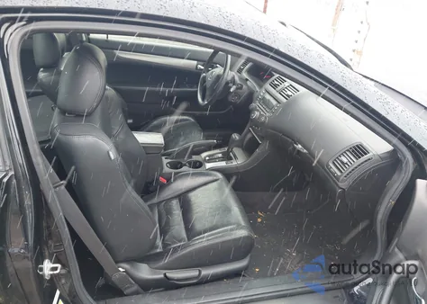 2004 Honda Accord 3.0 Ex z USA, uszkodzony, nr VIN 1HGCM82684A022993